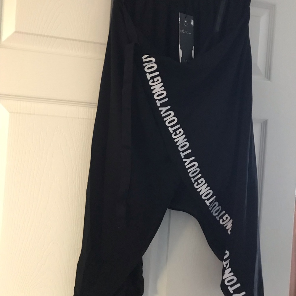 Pants - Picture 2 of 4